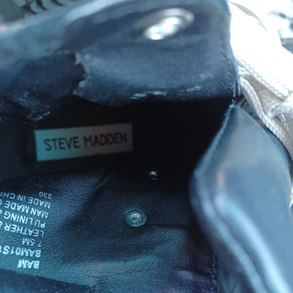 STEVE MADDEN WOMEN LEATHER ANKLE BOOTS - Picture 12 of 12